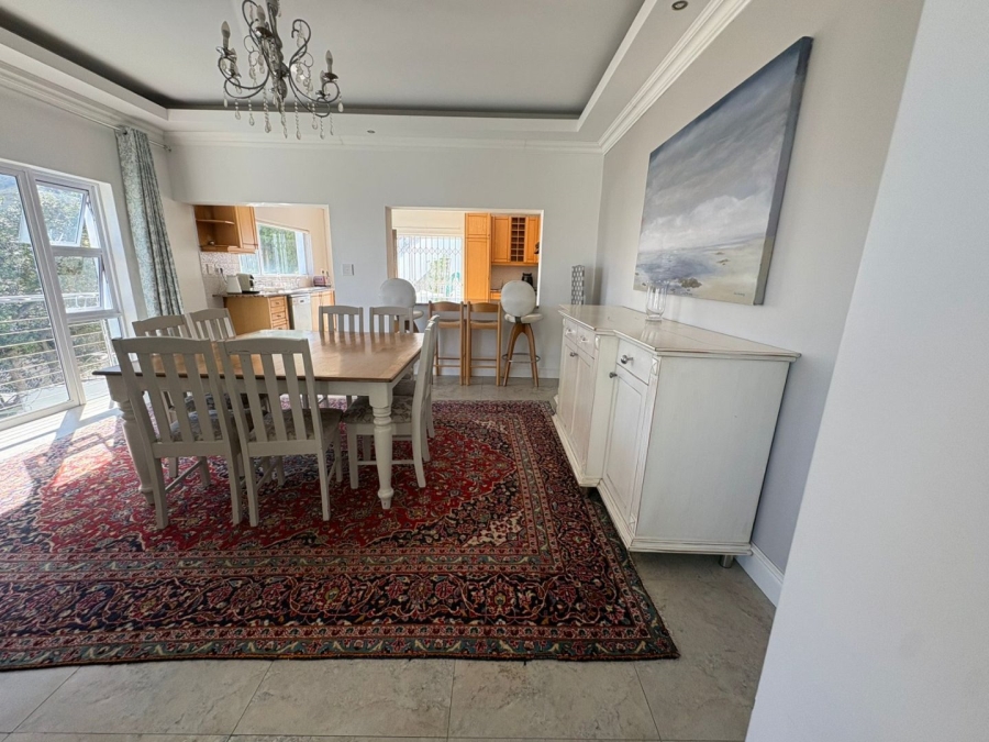 To Let 2 Bedroom Property for Rent in Camps Bay Western Cape